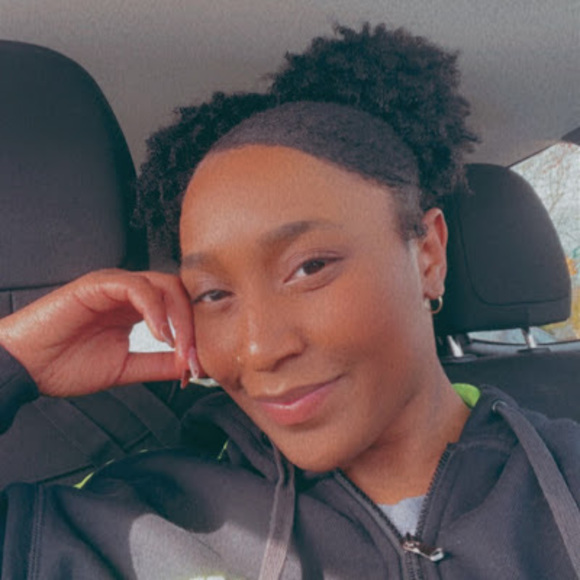 Meet your Posher, Divine - Picture 1 of 1